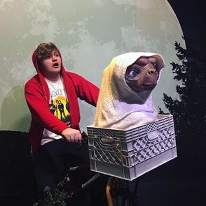 Meet your Posher, Robert